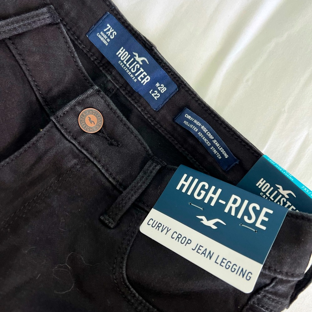 HOLLISTER JEANS